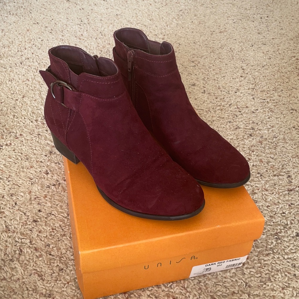 Unisa suede booties